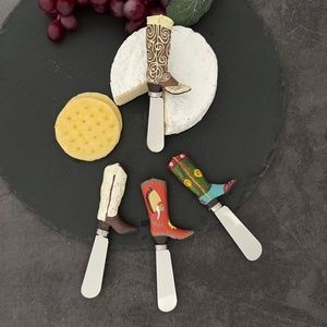 4pcs Hand Painted Resin Handle with Stainless Steel Blade, Cowboy Boots design